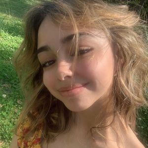 Meet your Posher, Keila